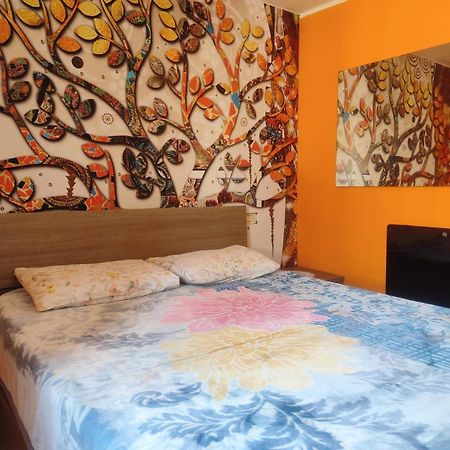 Cute Little Flat With View, 20 Mins To Bgy Airport Apartment Pradalunga Bagian luar foto