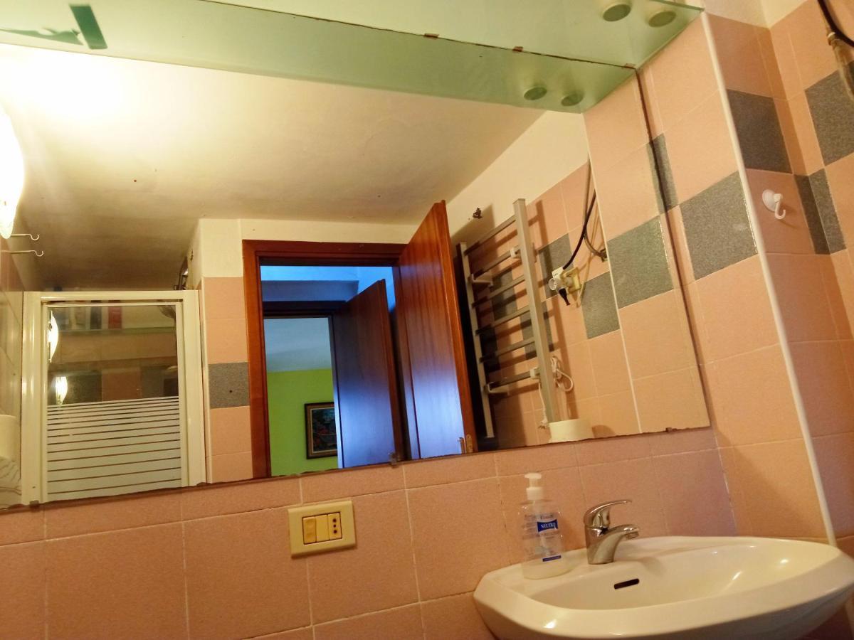 Cute Little Flat With View, 20 Mins To Bgy Airport Apartment Pradalunga Bagian luar foto