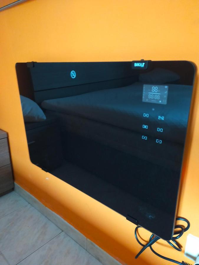 Cute Little Flat With View, 20 Mins To Bgy Airport Apartment Pradalunga Bagian luar foto
